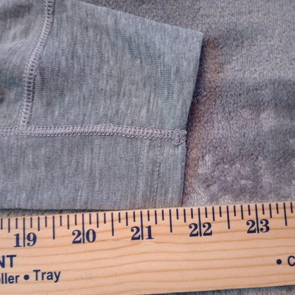 Brooks Women's‎ Run Merry Shirt Long Sleeves Christmas Holiday Active Size XXL - Picture 7 of 15